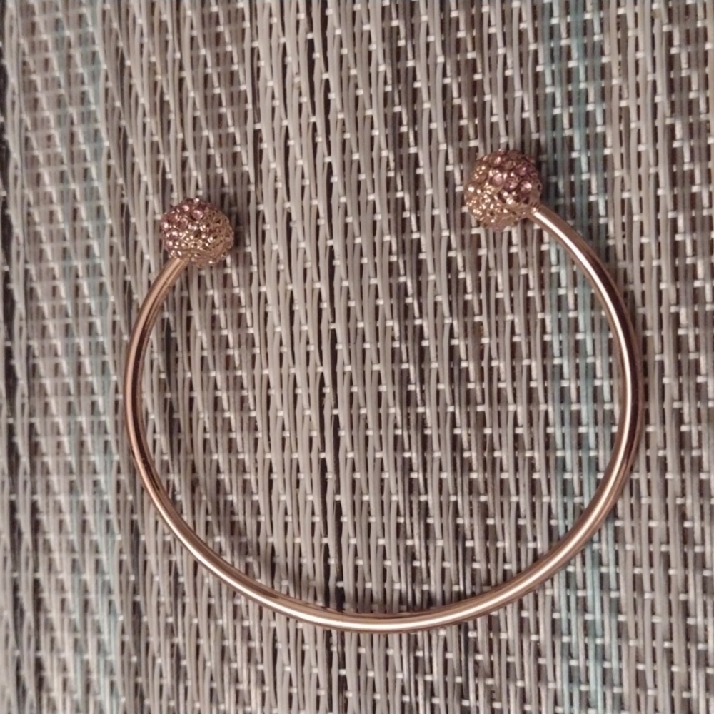 Rose Gold Pink Rhinestones Bangle - Picture 5 of 5